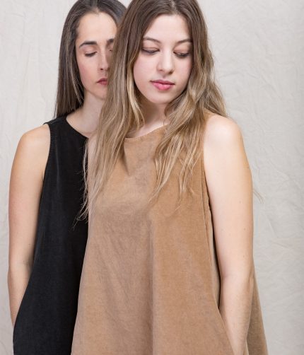 SLEEVELESS TUNIC V
