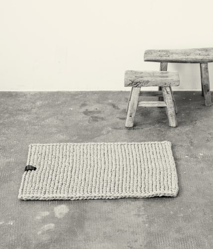 RECTANGULAR BATH MAT