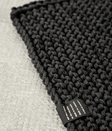 LONG BATH MAT